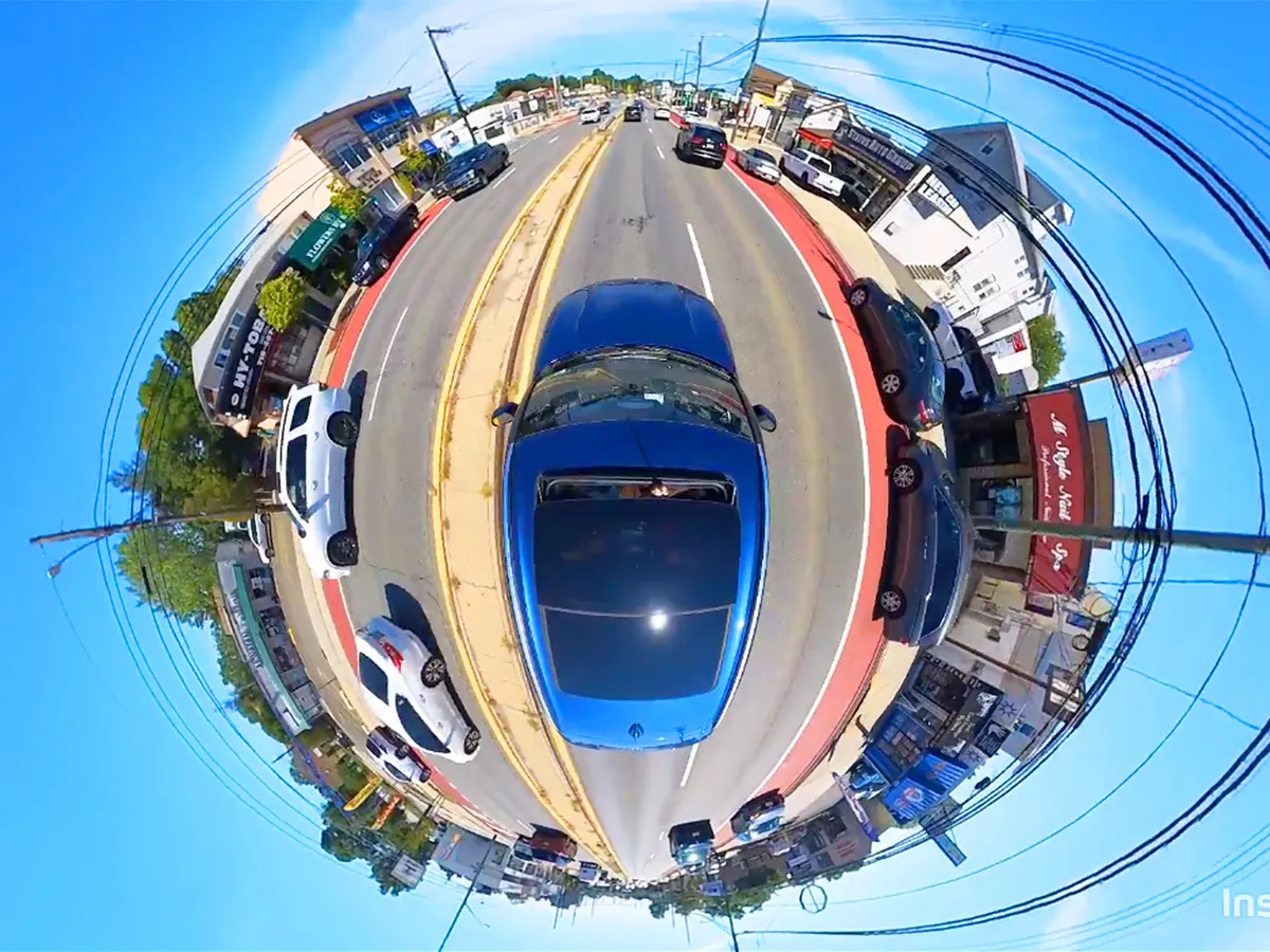 Insta360 X3
